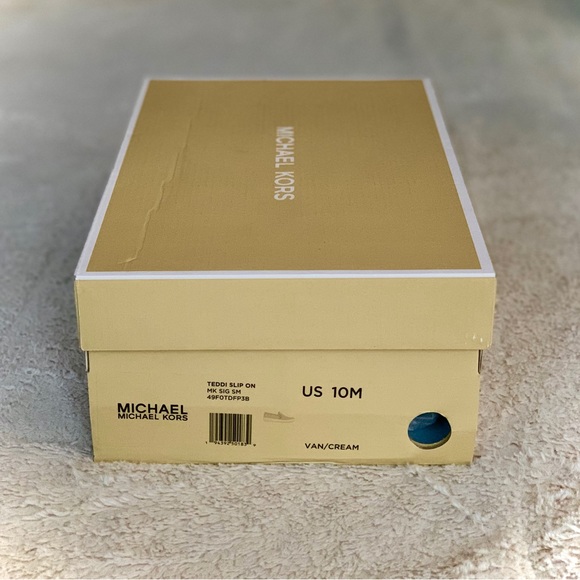 MICHAEL Michael Kors Teddy Slip Ons US 10M - Picture 6 of 6
